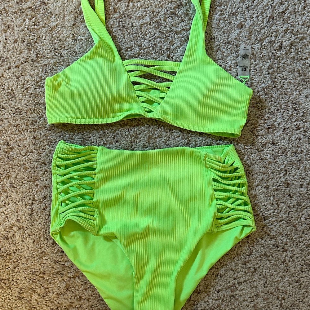 Neon Green Bikini Set with Crisscross Design XS
